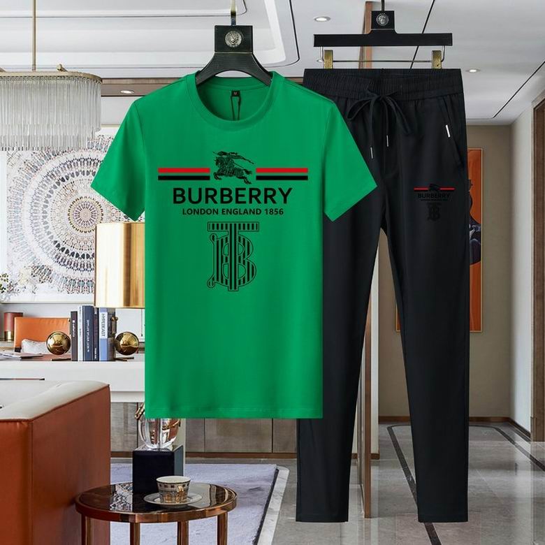 Burberry Men's Suits 651